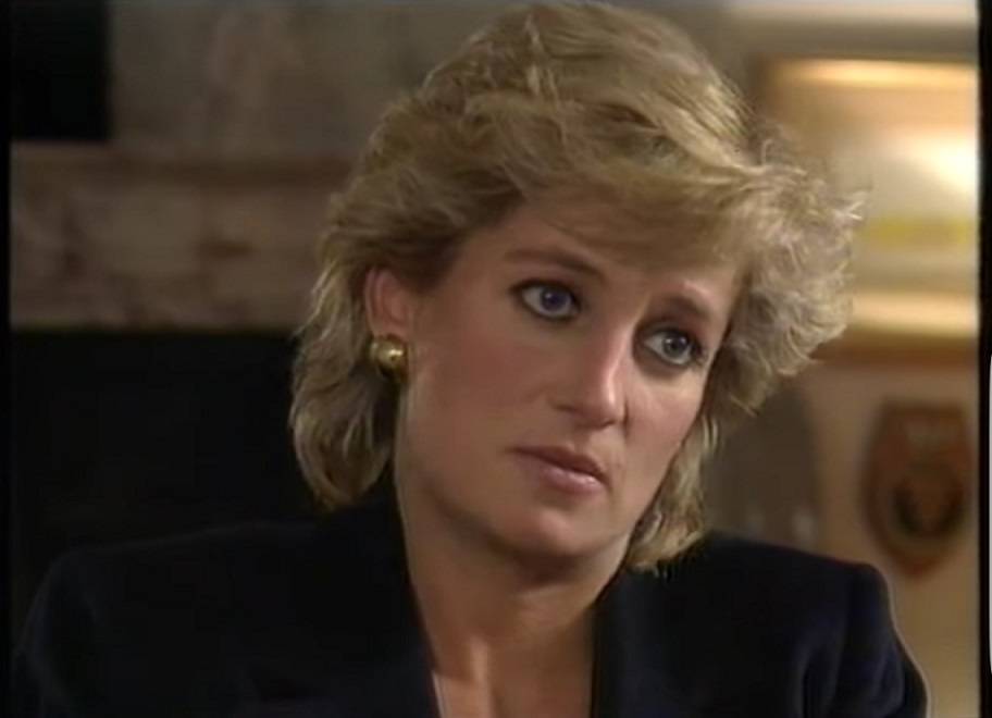 Torna in tv l'intervista scandalo a Lady Diana: duro colpo per la Corona