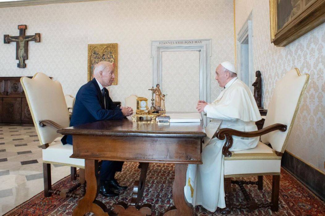 Tra Biden e Papa Francesco colloquio di un'ora e mezza
