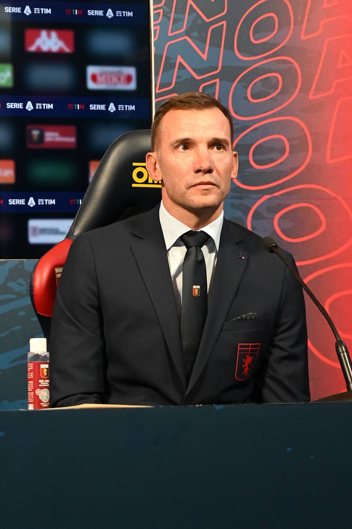 Genoa, Sheva chiama subito club e tifosi per la salvezza