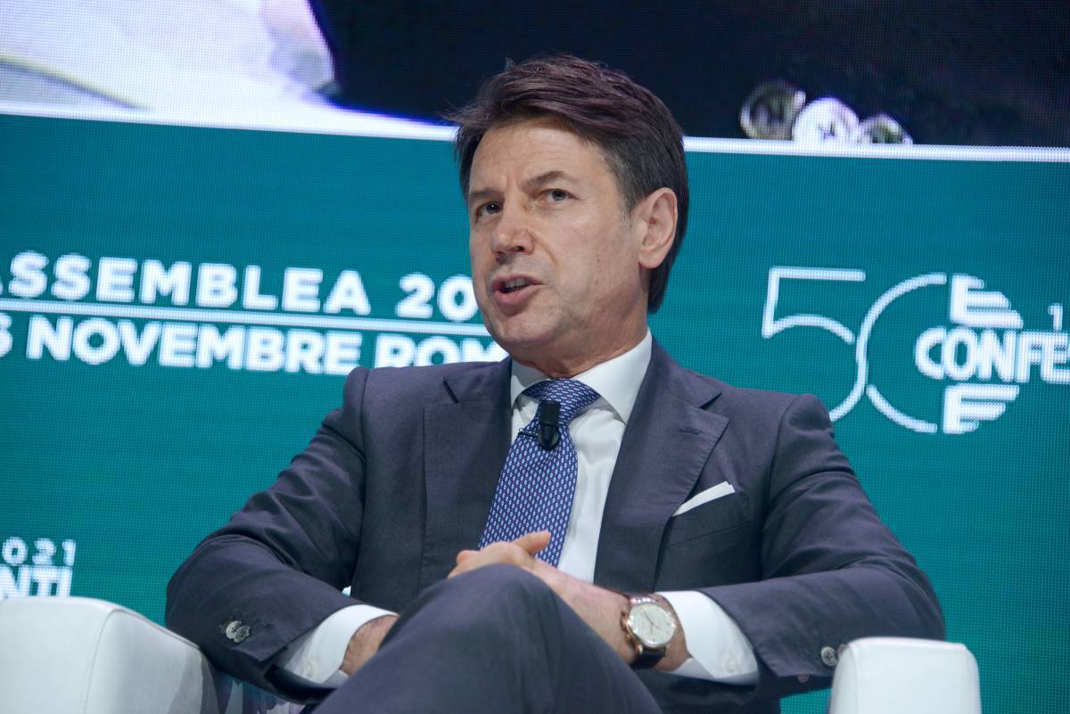 L'ex premier Giuseppe Conte