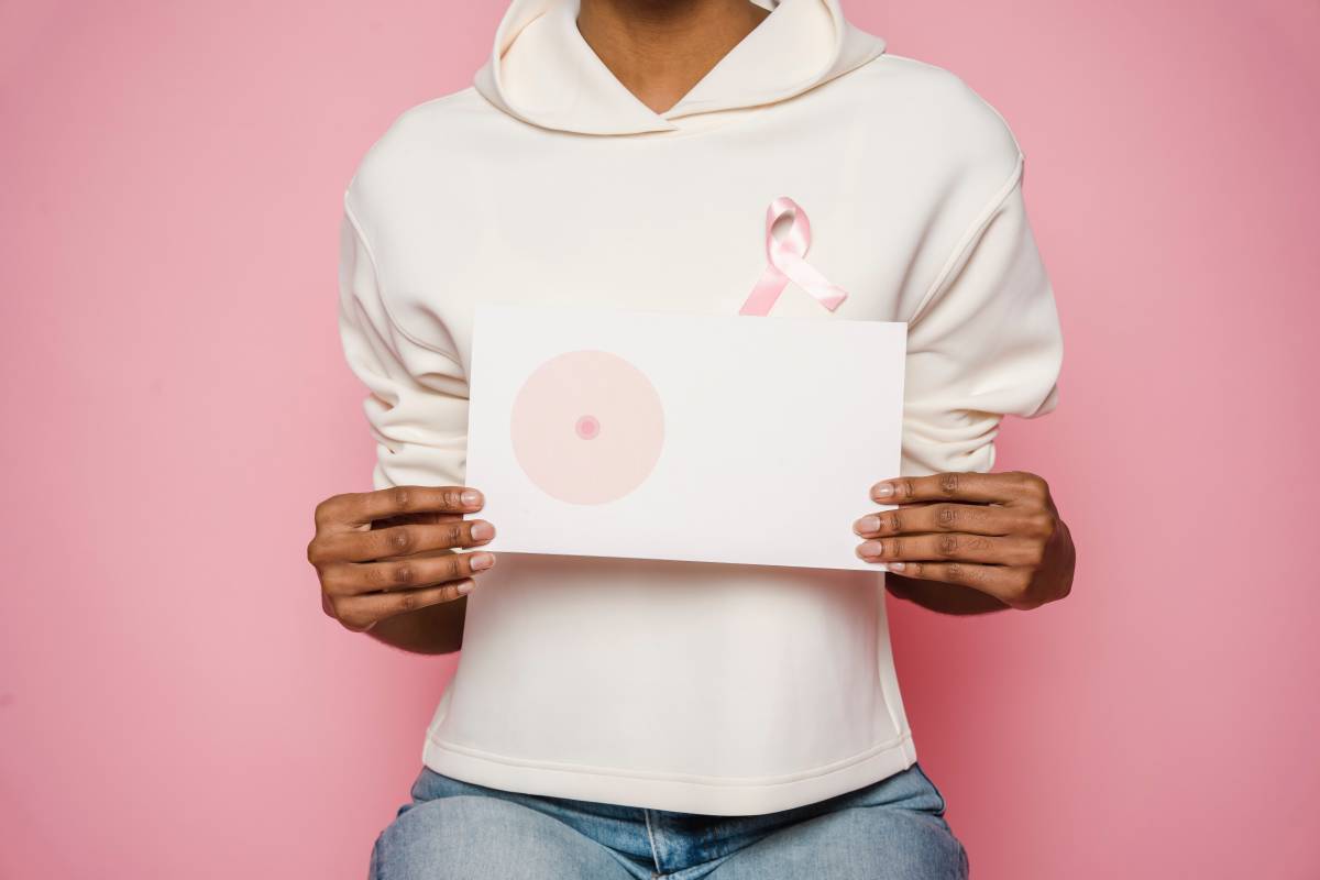 Tumore al seno, l'importanza dell'autopalpazione