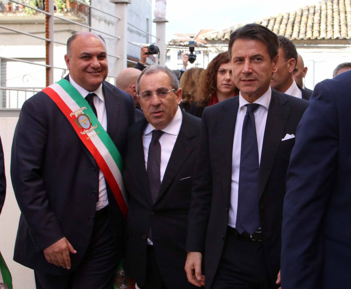 Michele Di Bari con Giuseppe Conte nel 2018