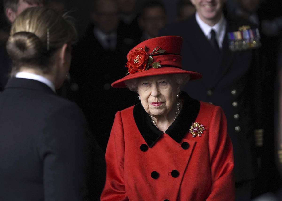 La regina Elisabetta annulla il pranzo di Natale 