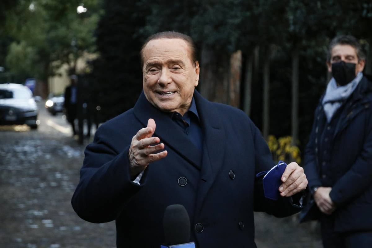 "Avanti con Silvio". Due assist di peso da Salvini e Ppe per Berlusconi capo dello Stato. Gli alleati al tavolo