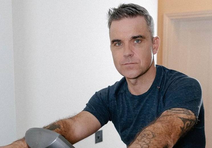 Robbie Williams svende la sua tenuta inglese: "Quella casa mi spaventa"