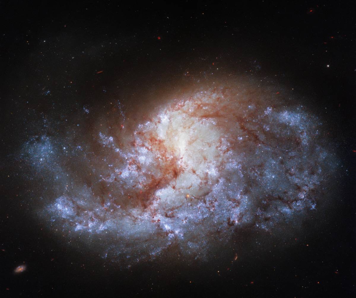 Spazio, catturato “segnale” lontano 8,8 miliardi di anni luce: ecco cos'è