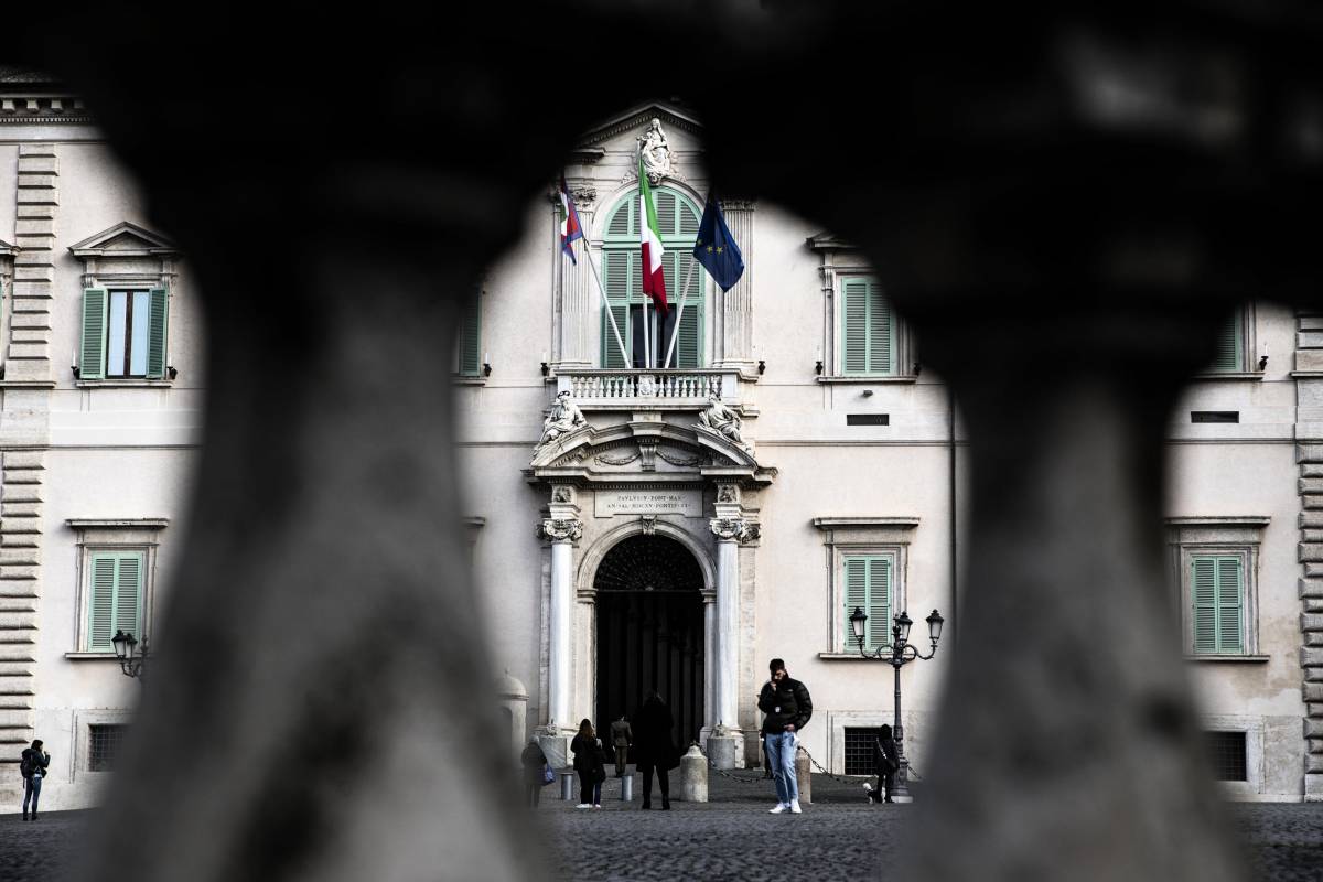Il sondaggio dopo il Colle: Forza Italia sfiora il 10%. Chi sale e chi scende