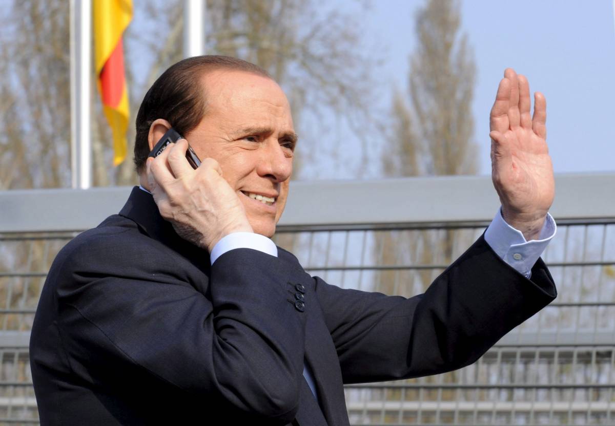 E Berlusconi invoca un esercito comune europeo