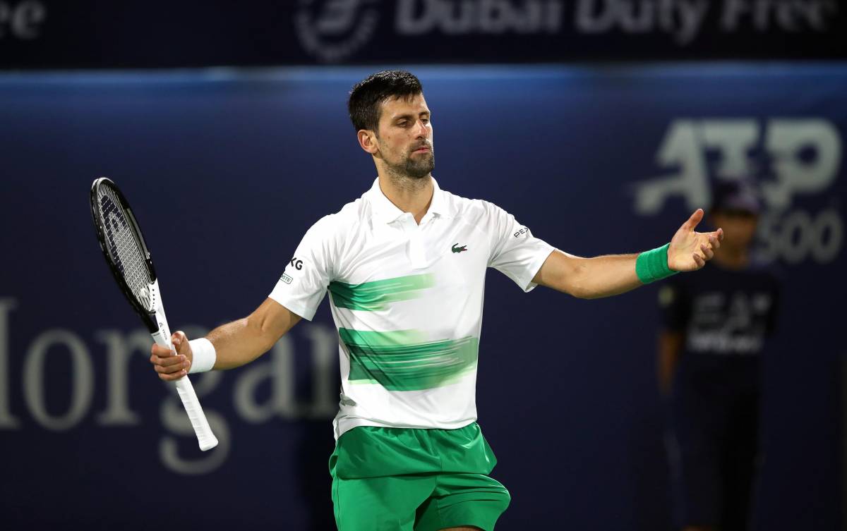 Djokovic contro Wimbledon: "Inaccettabile escludere dal torneo russi e bielorussi"