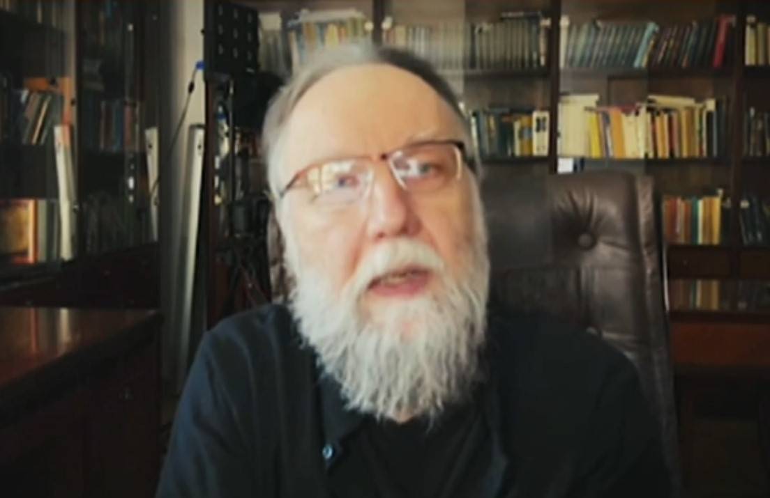 Dugin: "Russia in guerra contro anti-religione. Zelensky? Un buffone"