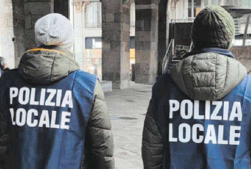 "C'è un allarme stupri. Ma il sindaco minimizza e le donne Pd tacciono"