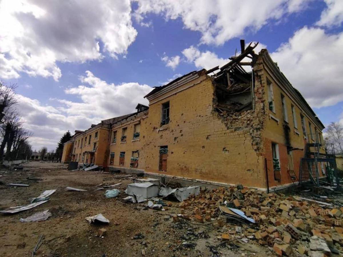 Colpito l'ospedale pediatrico di Mykolaiv: l'ombra della armi non convenzionali