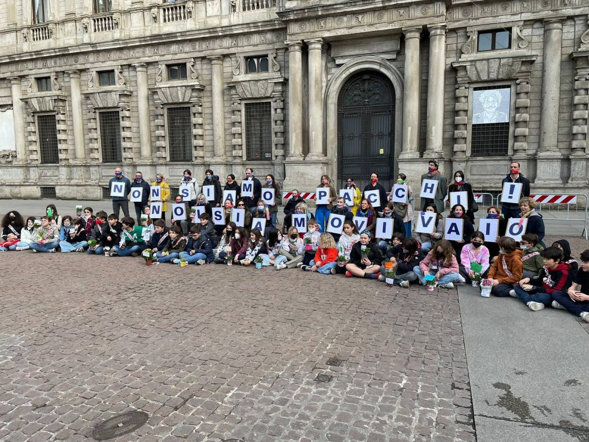 Trasloco della Vivaio e caos sul doposcuola, famiglie bocciano Sala