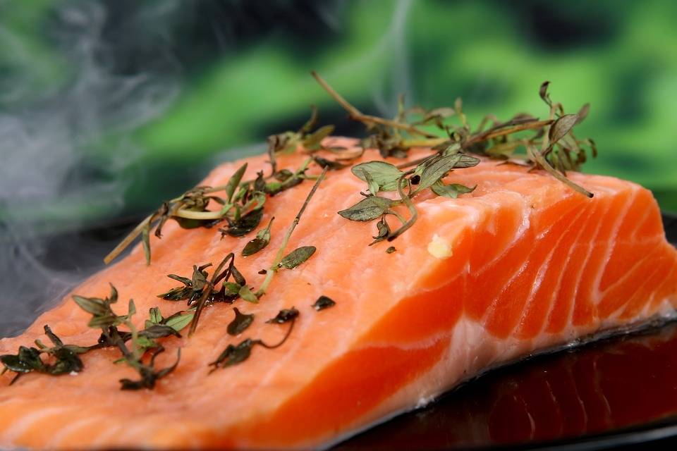 Salmone: tutte le proprietà benefiche per il nostro organismo
