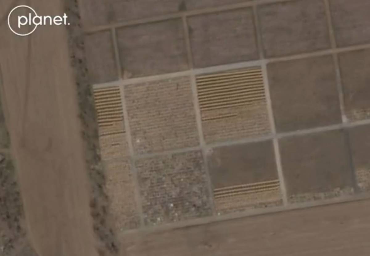 "824 nuove tombe da inizio guerra": le immagini satellitari inchiodano i russi
