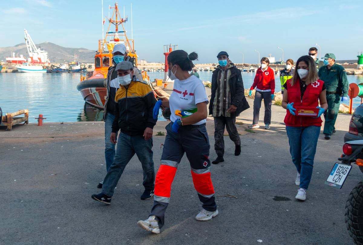 L'allarme di Frontex: "Mai così tanti migranti dal 2016" 