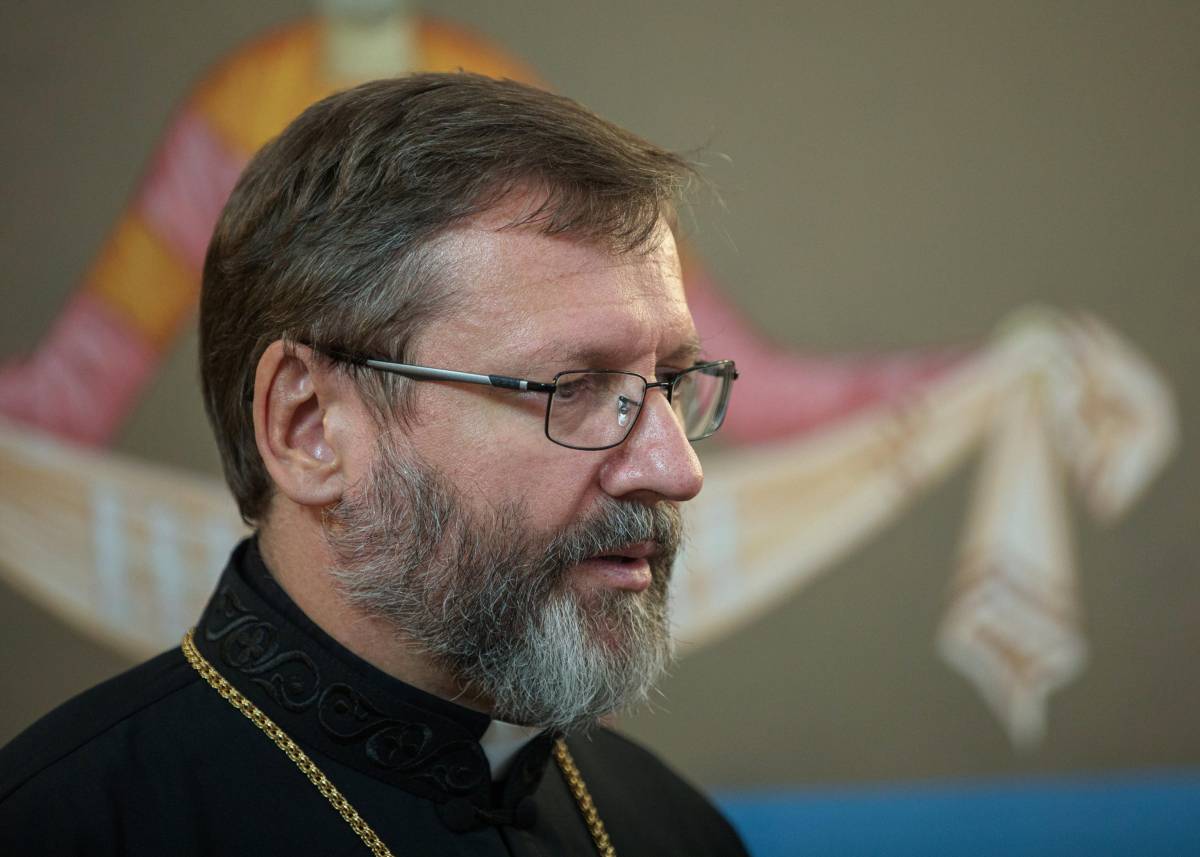 Benedizioni gay, Kiev boccia papa Francesco: "No ad ambiguità"