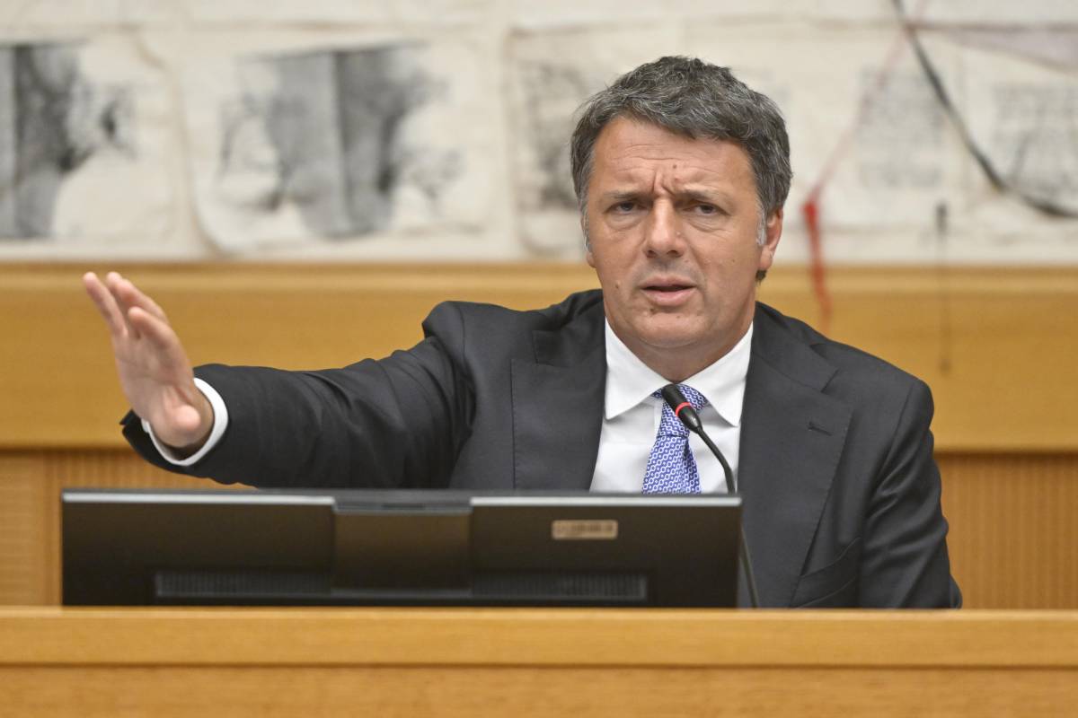 I pm che hanno indagato Renzi sotto accusa. Il leader Iv: "Un processo politico alla politica"