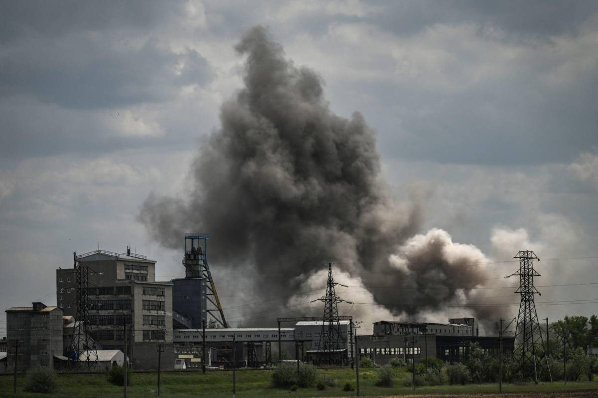 L'allarme di Kiev: "Finite le munizioni, dipendiamo dalle armi dell'Occidente"
