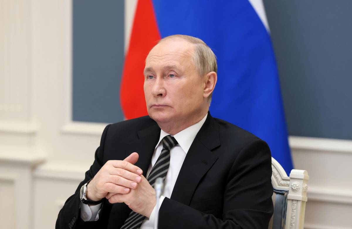 "A Putin restano altri tre-sei mesi...". La soffiata dell'ex spia britannica