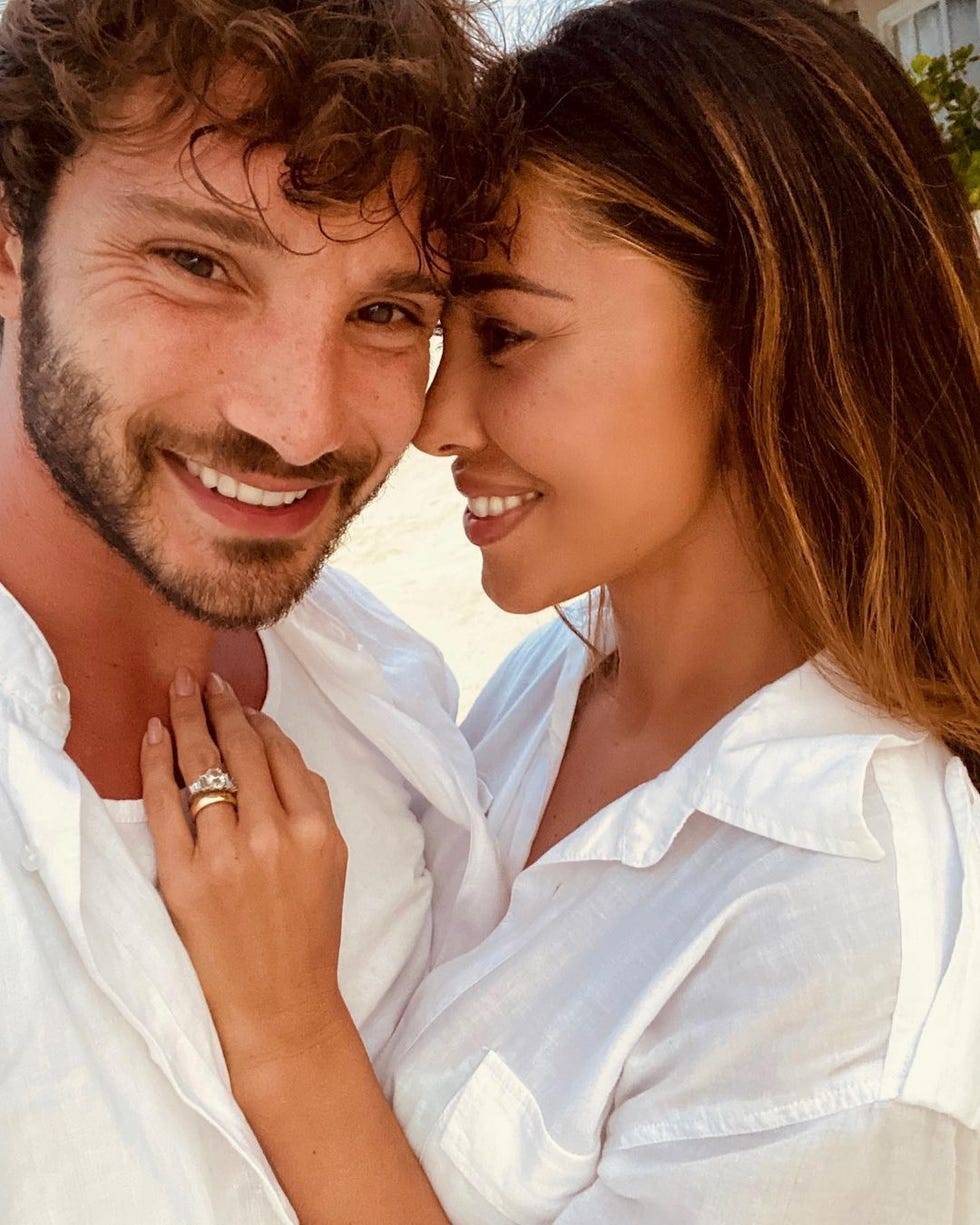 Belen è incinta del terzo figlio? Il dettaglio social che rivela tutto