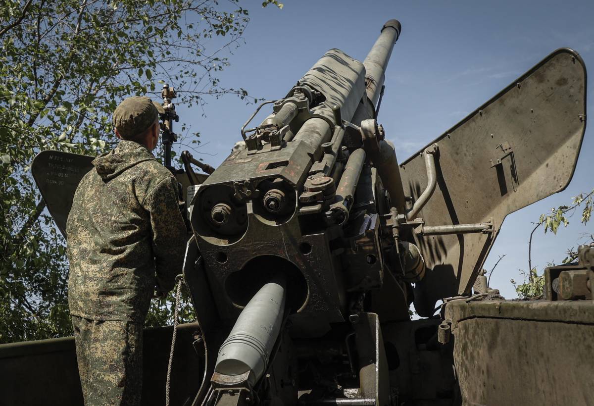 Troppe armi da dare all'Ucraina: gli Usa ricorrono alle scorte in Israele e Corea