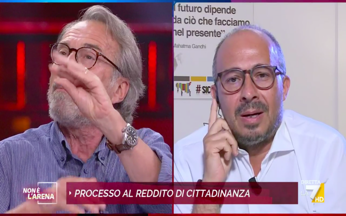 "Una schifezza", "Non fare il comunista". Scoppia la lite in diretta tv