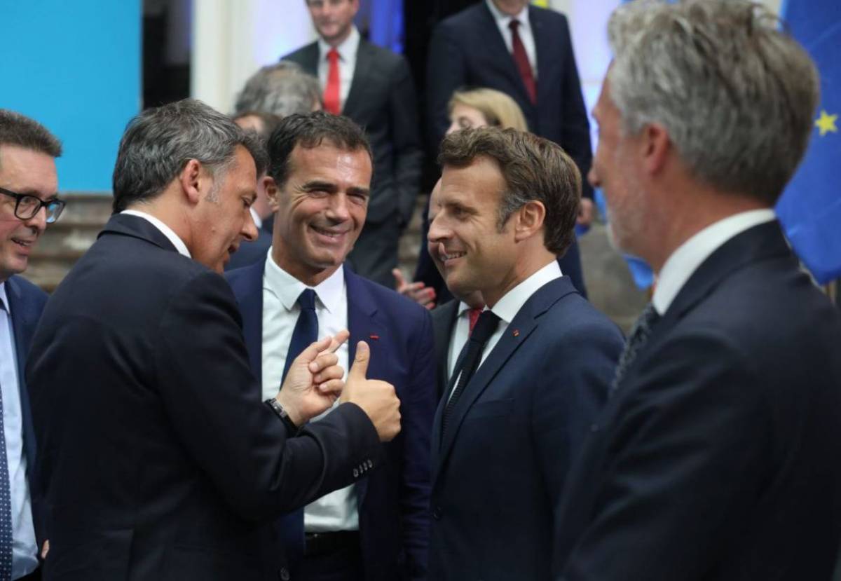L'Europa, l'Ucraina e i populismi: cosa si sono detti Renzi e Macron