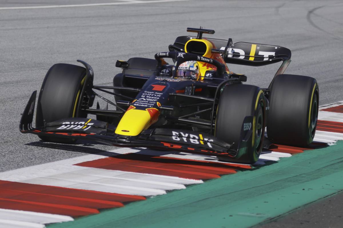 Verstappen conquista la Sprint Race in Austria davanti alle due Ferrari
