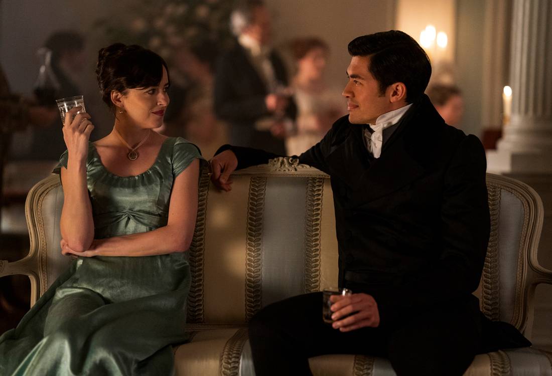 “Persuasione”, un classico declinato alla Netflix: astenersi fan di Jane Austen
