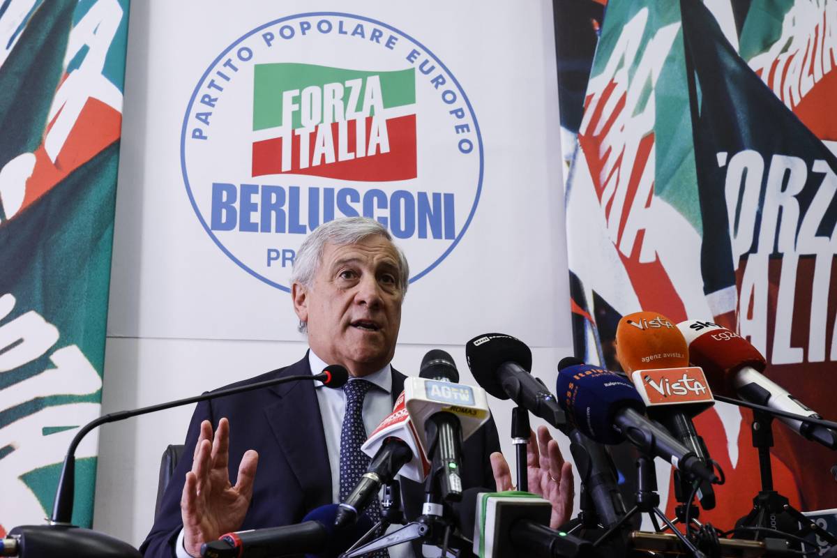 Tajani caposquadra in Campania