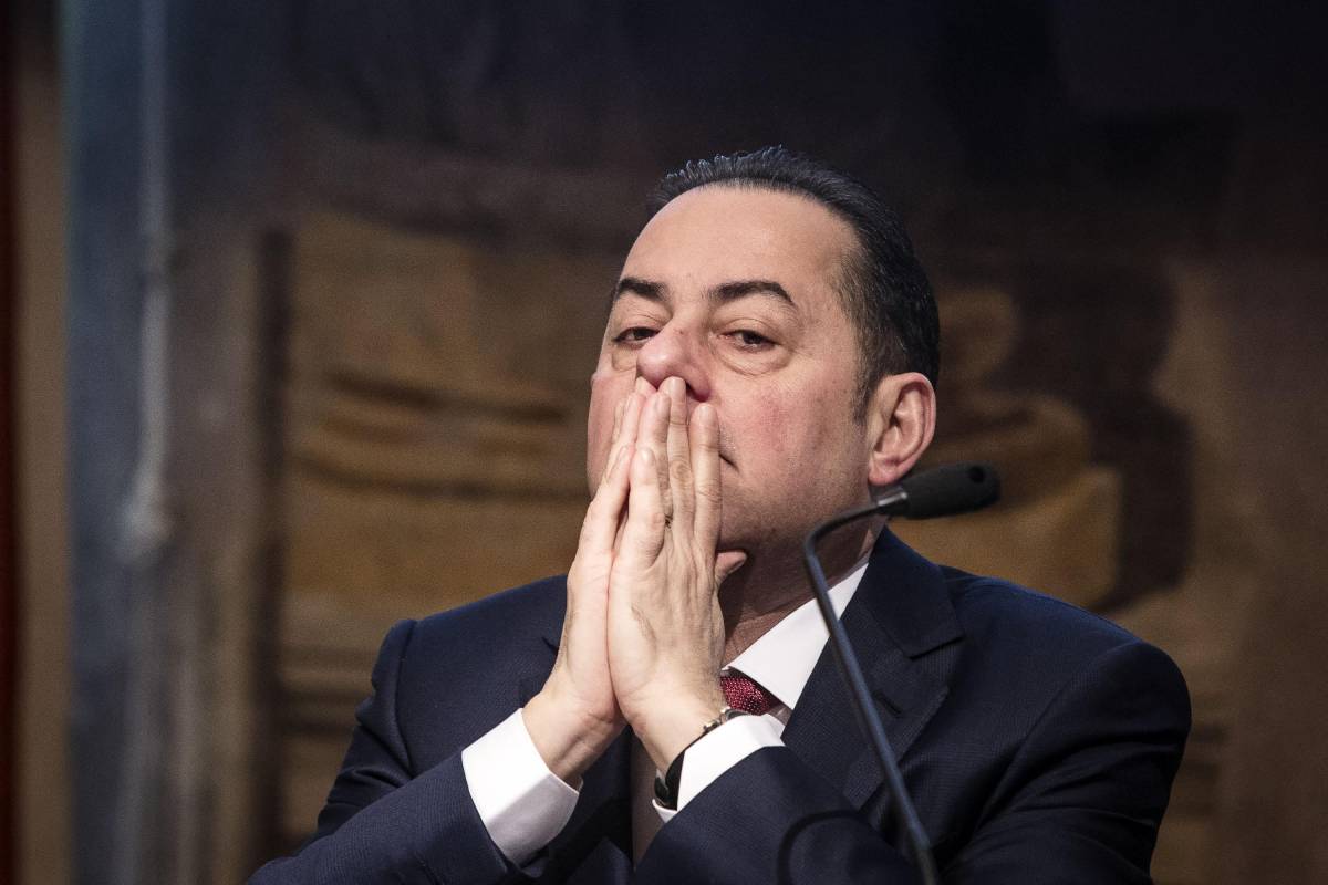 Emorragia di iscritti nel Pd: Pittella "atterra" da Calenda