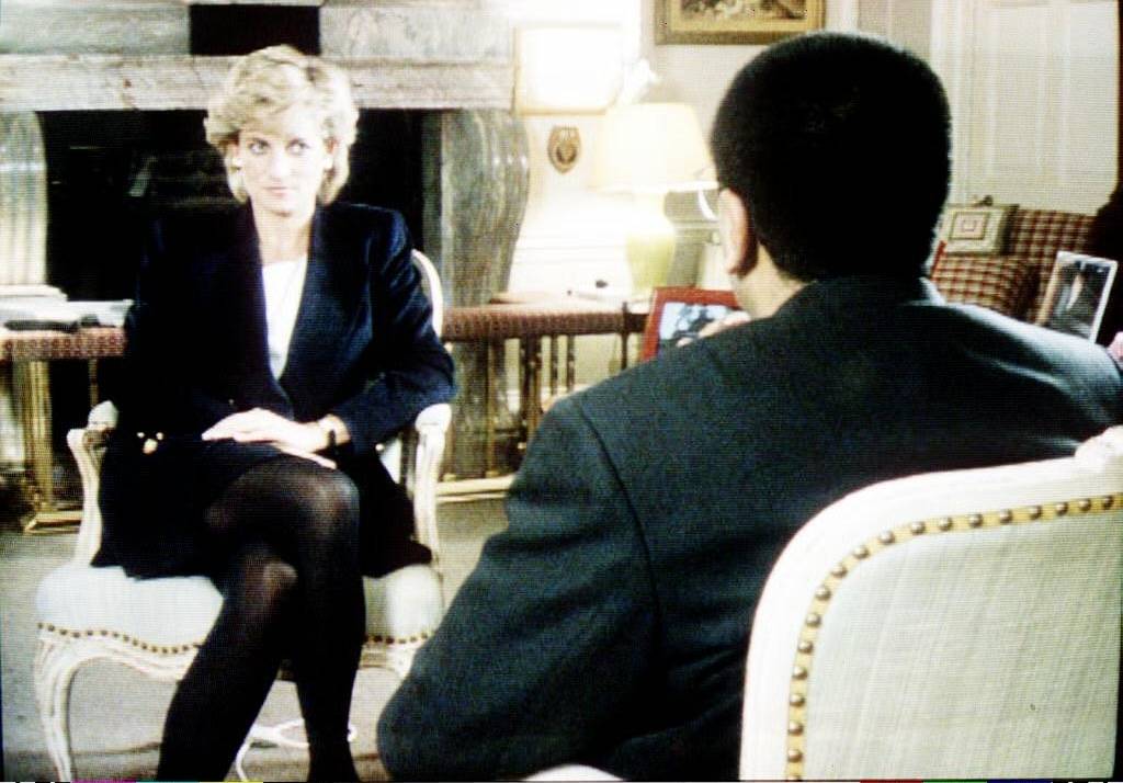 I soldi ricavati dall'intervista-trappola a Lady Diana vanno in beneficenza