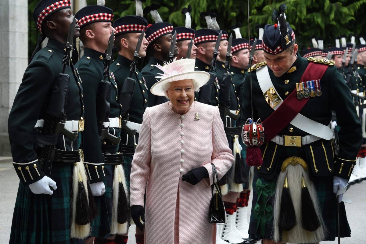 Operazione Unicorn: cosa succede se la regina Elisabetta muore in Scozia