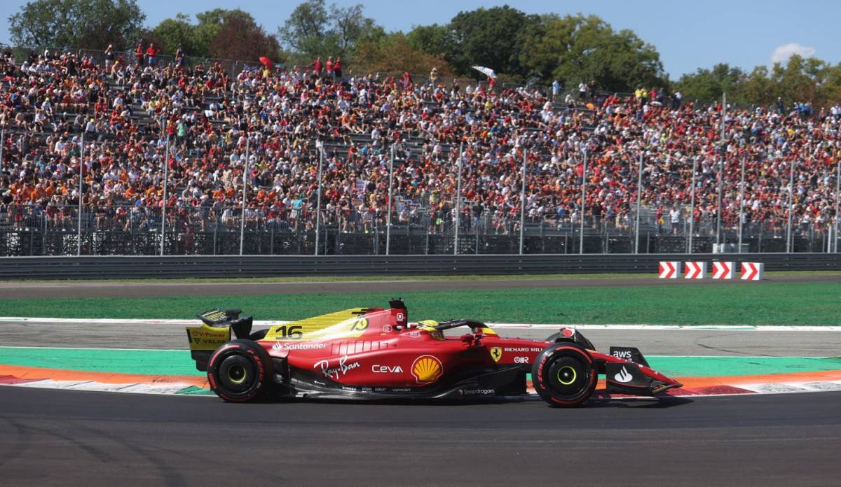Ferrari da urlo nelle qualifiche a Monza: Leclerc in pole position