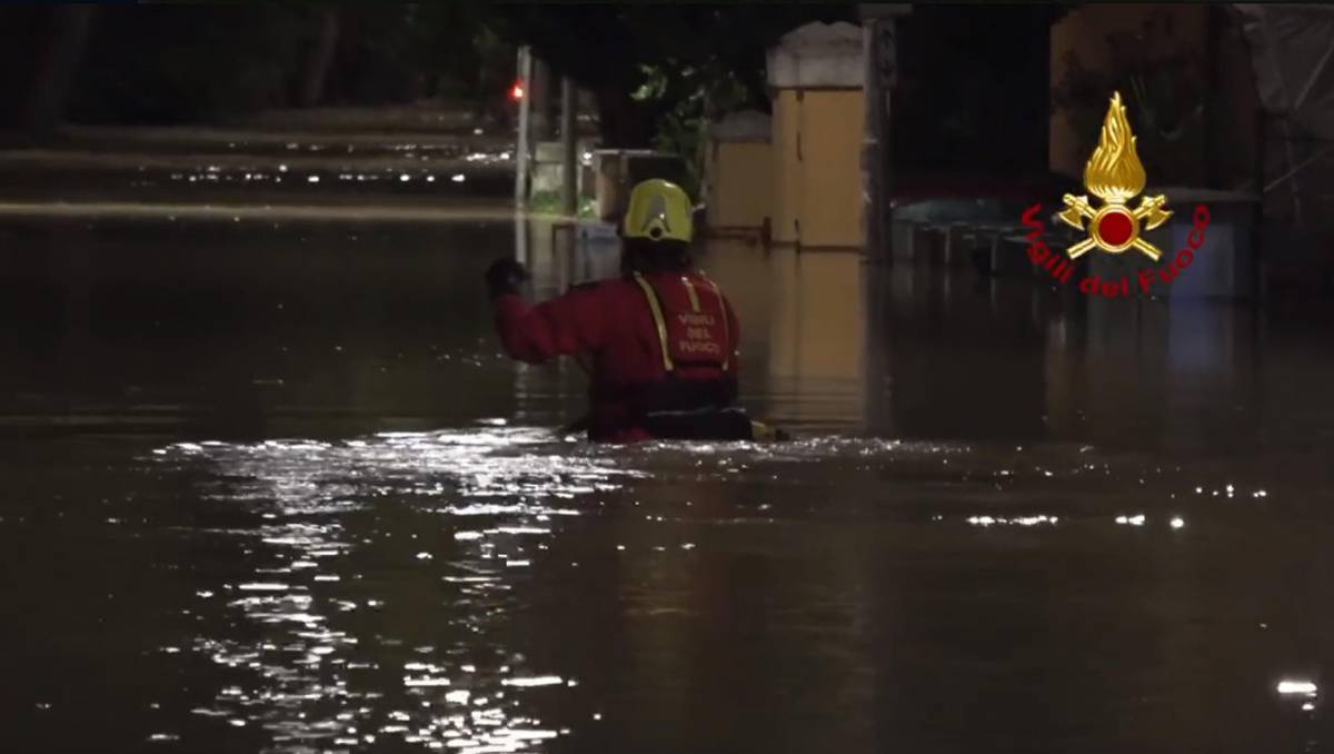 Cos'è il temporale autorigenerante che ha provocato l'alluvione nelle Marche
