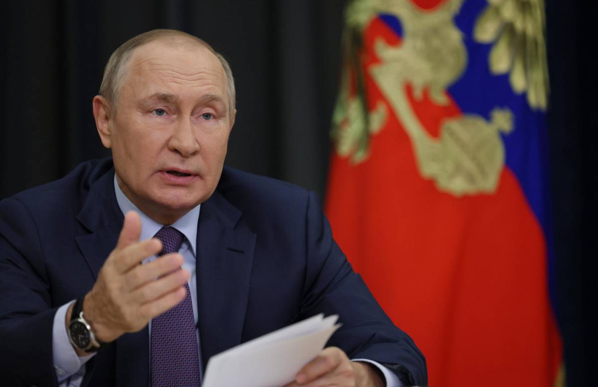 "Mai così debole in vent'anni: ora anche i suoi mollano Putin"