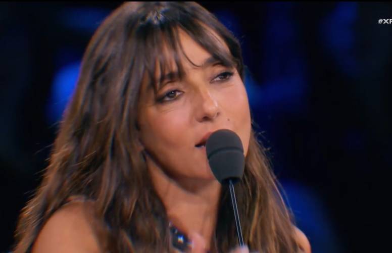 Ambra Angiolini fischiata dal pubblico a X Factor: cos'è successo