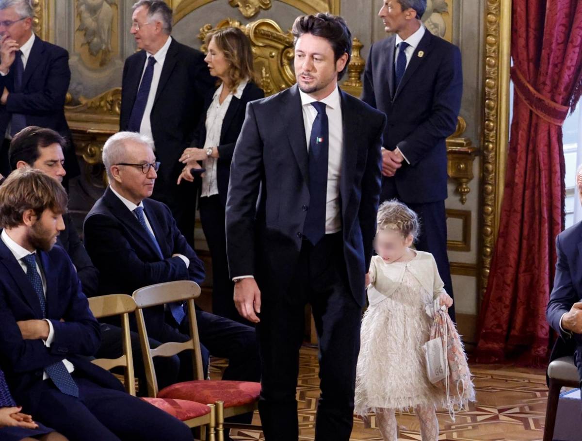 Ginevra Meloni L emozione Al Giuramento Di Mamma Giorgia IlGiornale it
