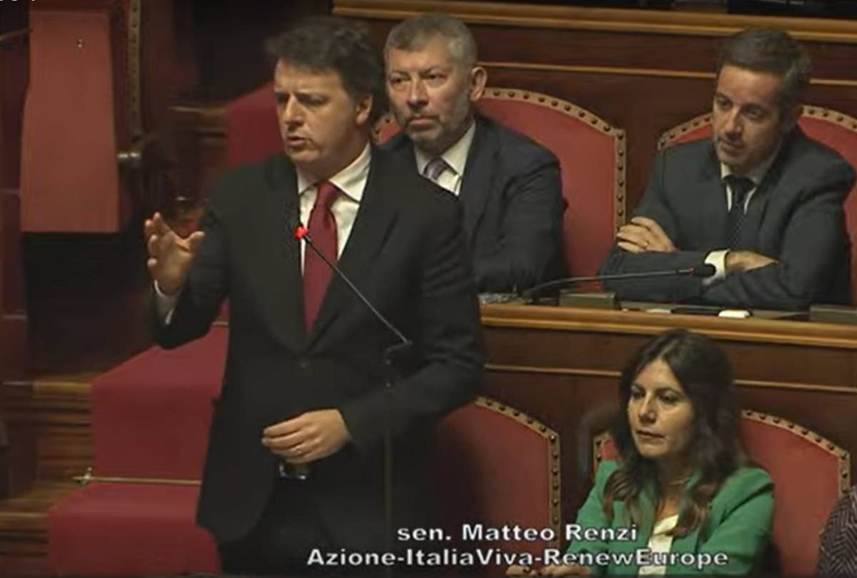 "Risparmi ipocrisia e si vergogni". Renzi stronca Conte