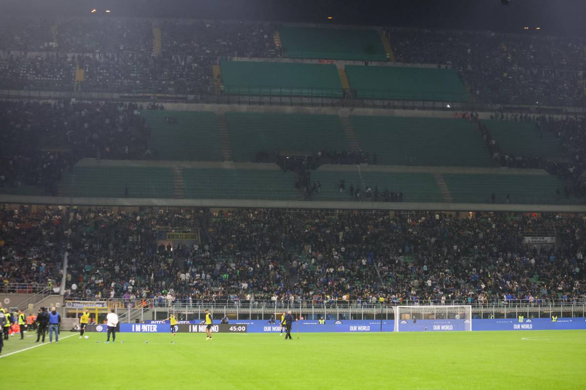 Ultras ucciso a Milano, la Curva Nord lascia lo stadio: cosa è successo a San Siro