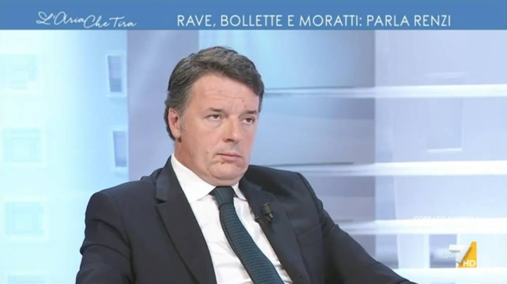 La stoccata di Renzi: "Letta? Bravo al Subbuteo"