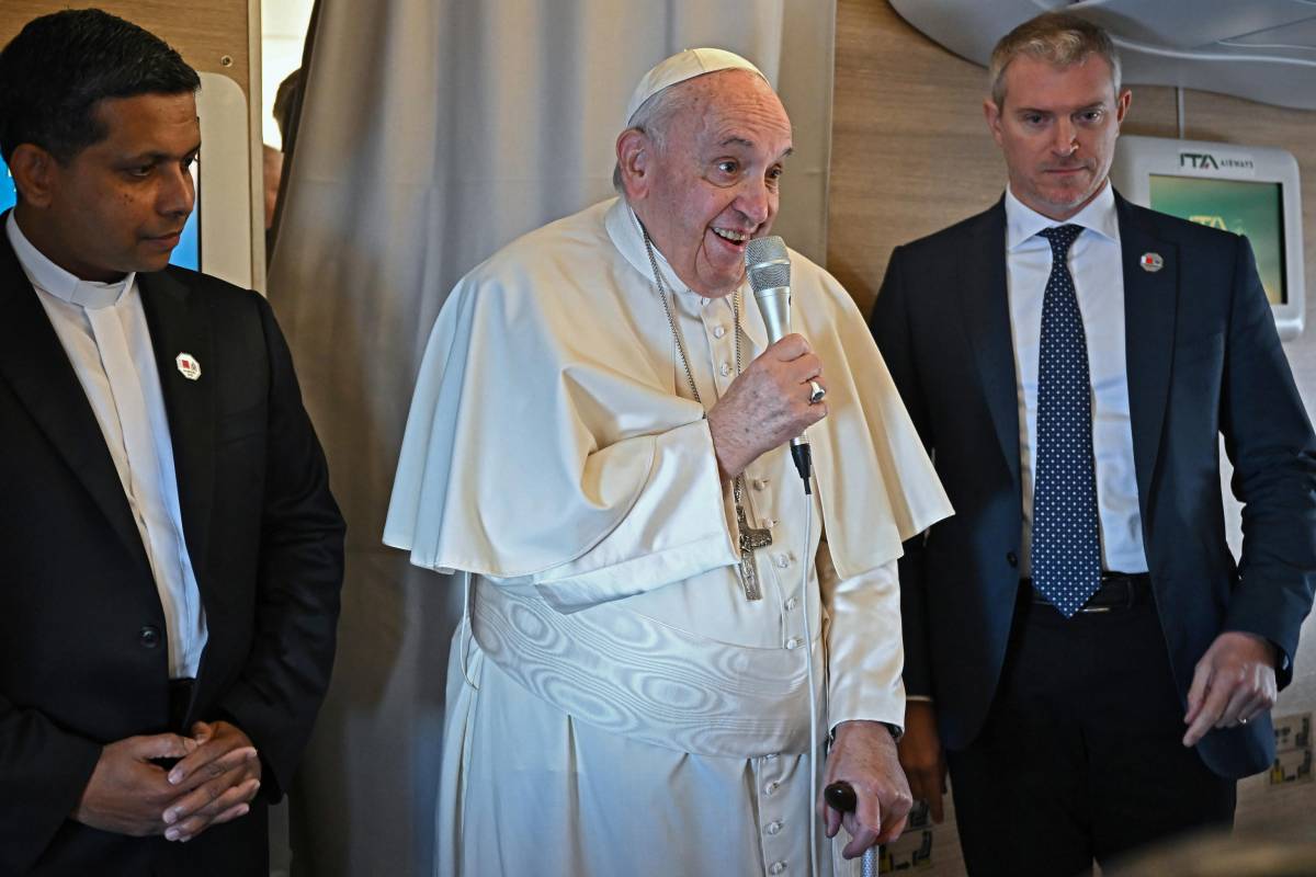 Il Vaticano pensa alla formula Helsinki. Sponda col Quirinale