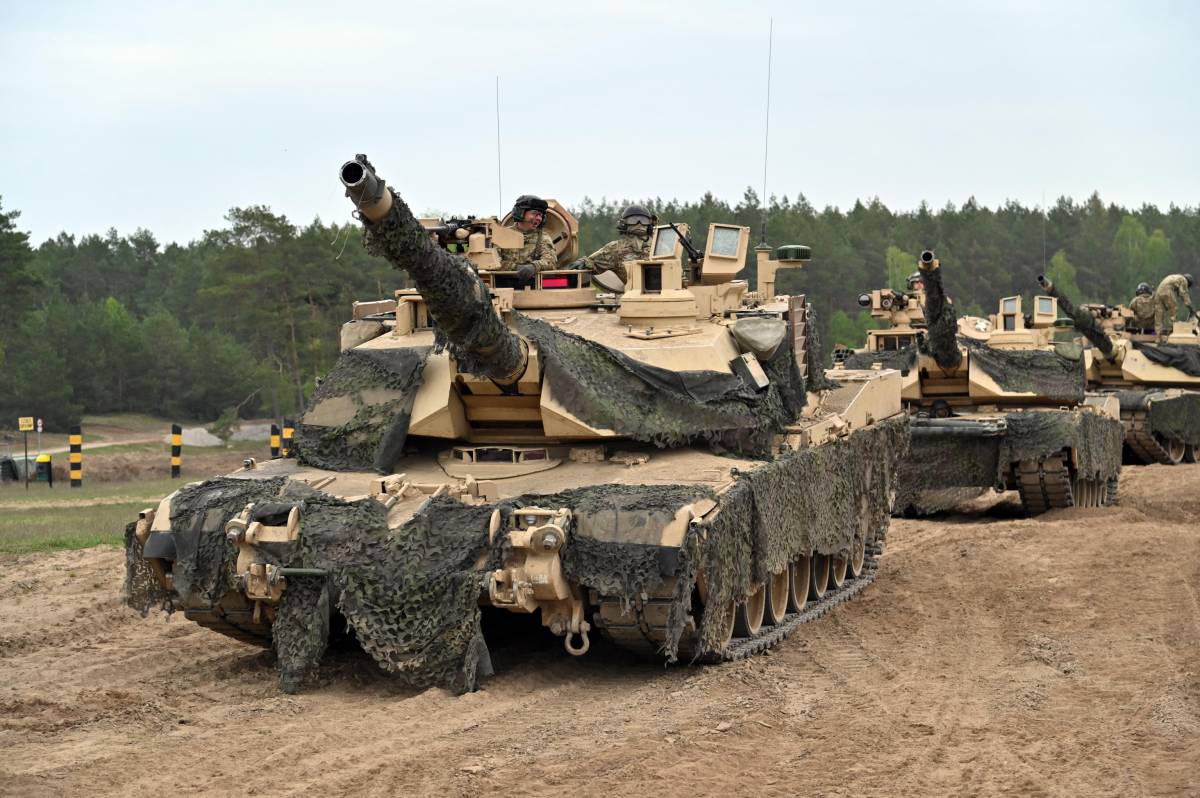 "Abrams e Leopard a Kiev": Usa e Germania pronti a inviare i tank