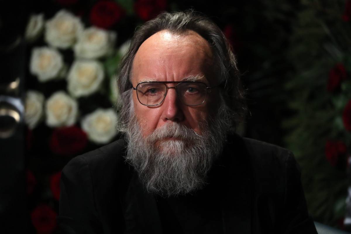 "Il re non salva, va ucciso". Dugin abbandona Putin e la smentita non convince
