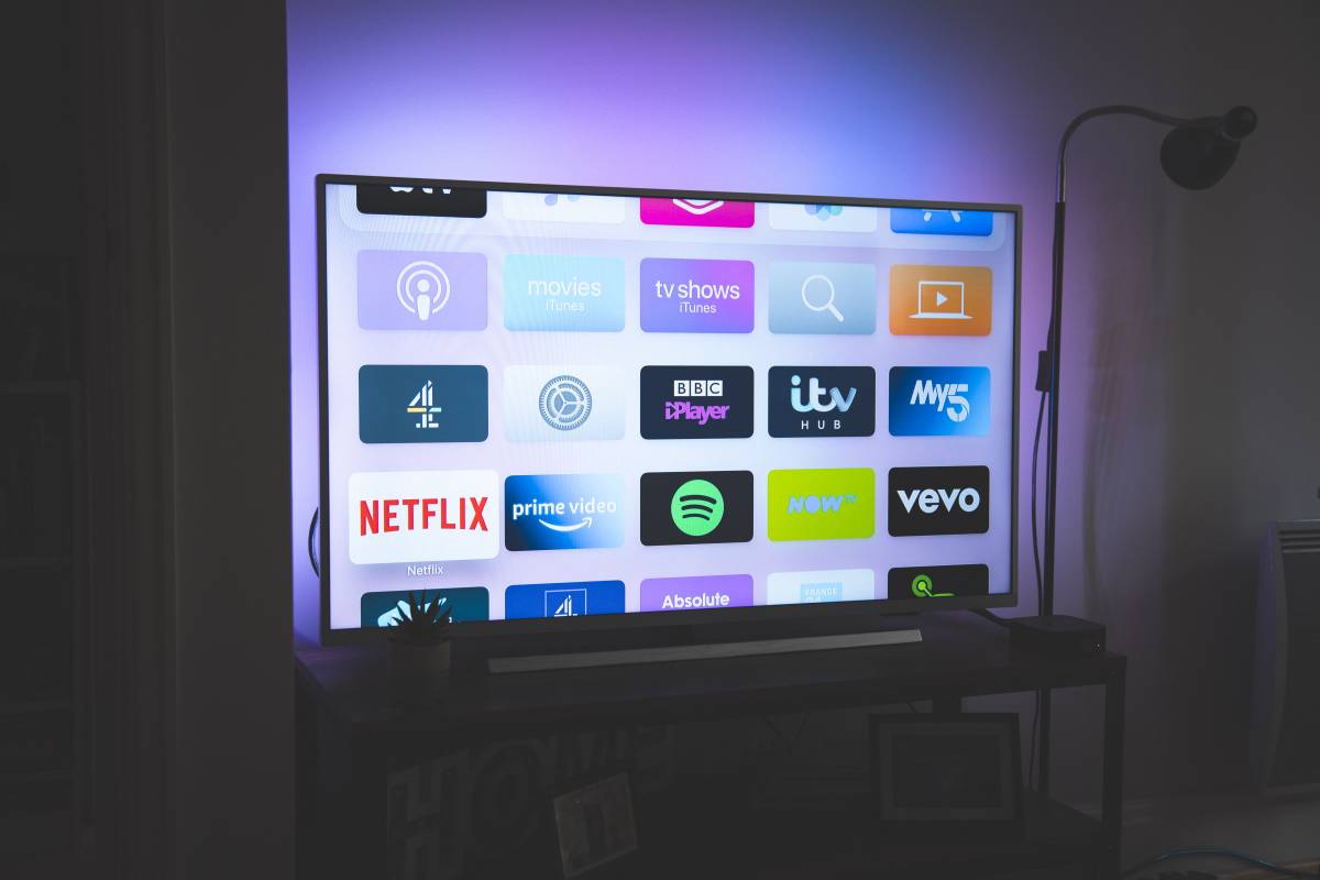Le migliori smart tv da tenere d'occhio per il Black Friday 2022