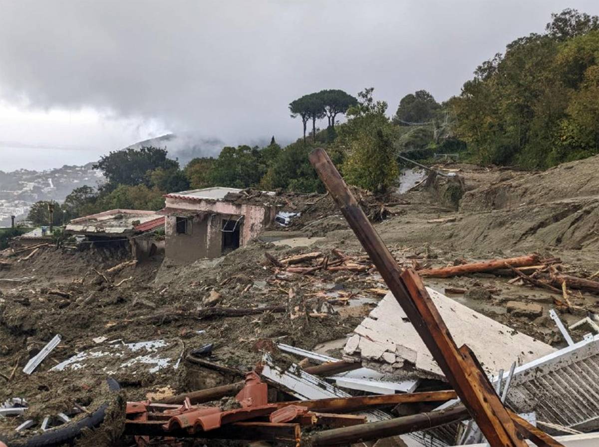 Terremoti e frane: così l'isola fragile è stata devastata