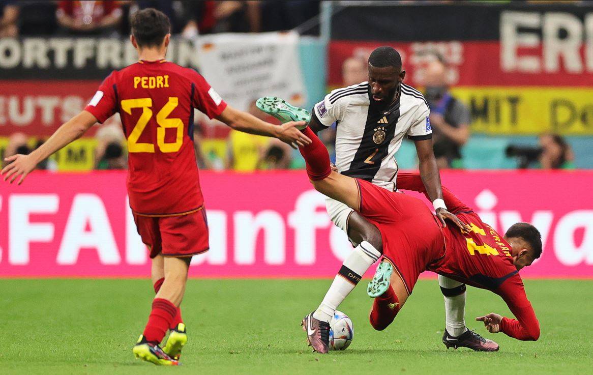 Spagna-Germania non si fanno male: finisce 1-1. Tedeschi in bilico ma ancora in corsa