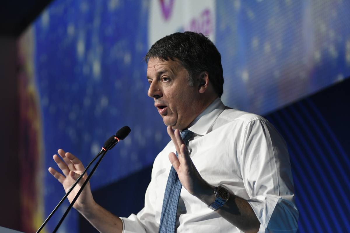 Renzi annuncia la federazione tra Italia Viva e Azione: l'attacco al Pd