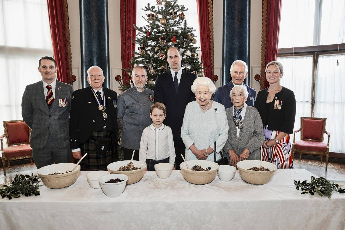 Natale a Sandringham: le tradizioni dei Windsor da Elisabetta a Carlo III